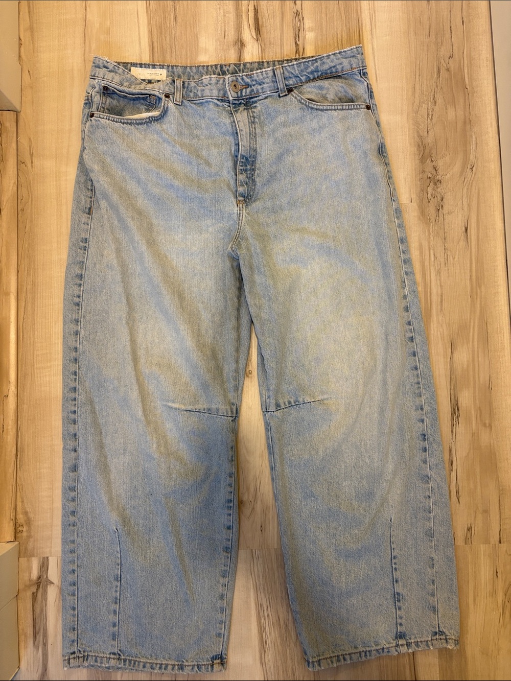 Zara Light Blue Relaxed barrel Jeans